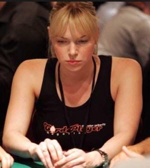 E Hollywood Holdem